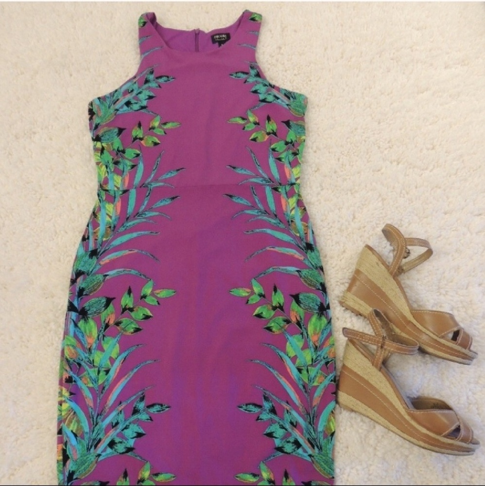 SOLD! Nicole Miller Shift floral dress - Medium